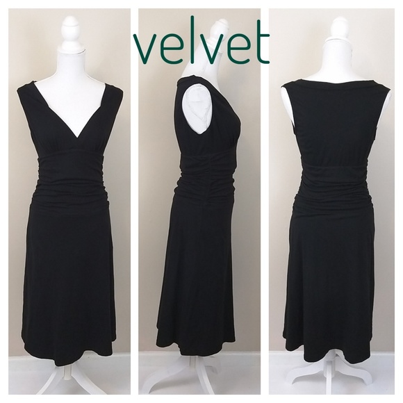 Velvet by Graham & Spencer Dresses & Skirts - Velvet ANTHRO Pleated Surplice Poplin Dress